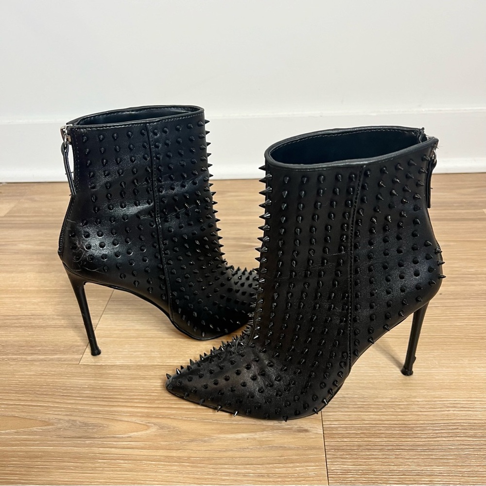 Steve Madden Stilleto Spike Booties